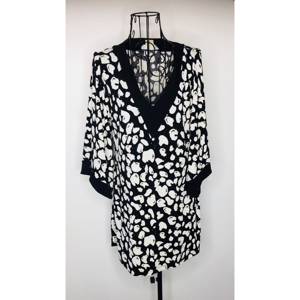 Michael Kors Black and White Tunic